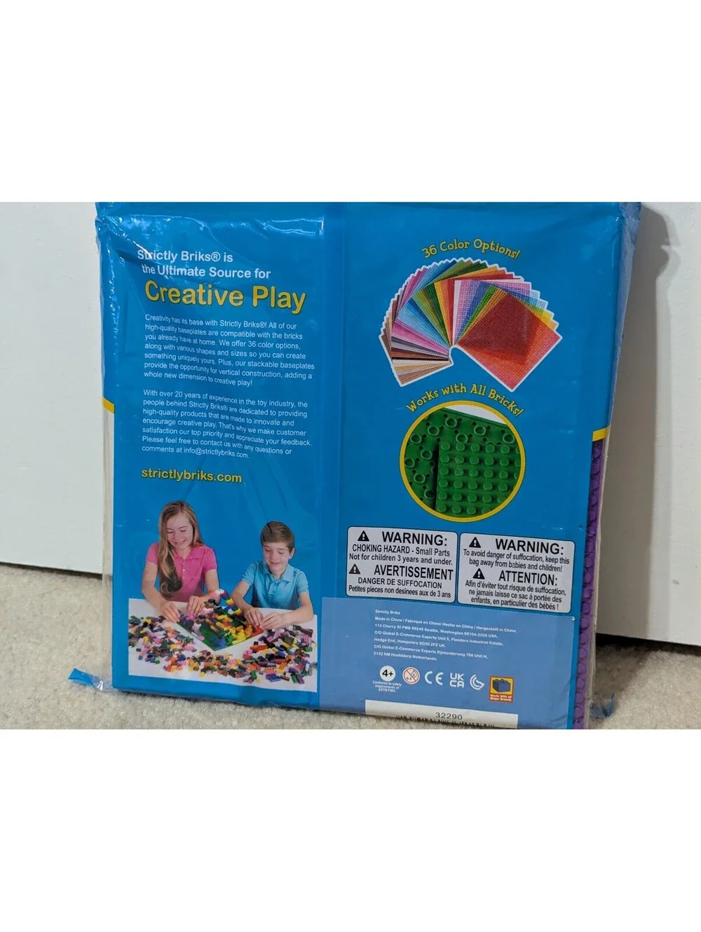 Strictly Briks 12pk Baseplates Multicolor
